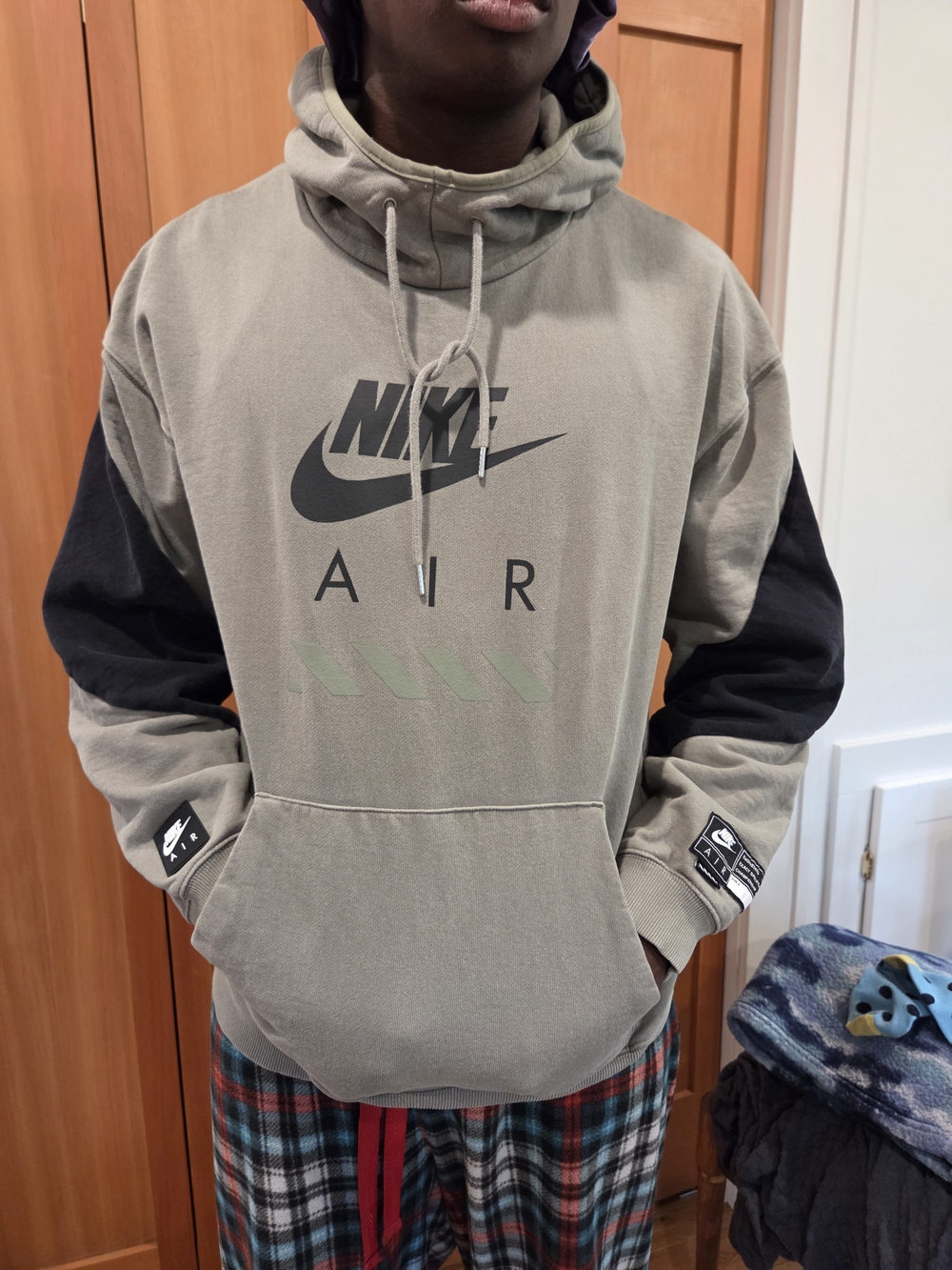 Nike Air Men's Pullover Hoodie - Olive/Black